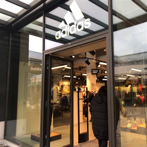 adidas store den haag openingstijden|adidas store lelystad.